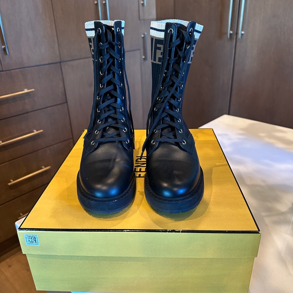 Fendi Boots - Picture 3 of 3